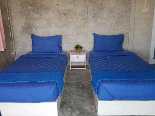 Standard Twin Room with Canal View