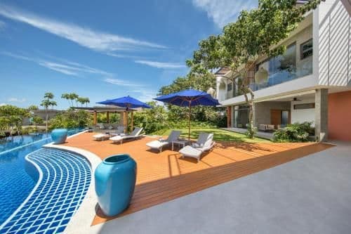 Villa with Sea View