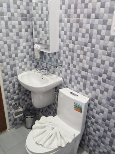 Standard Queen Room