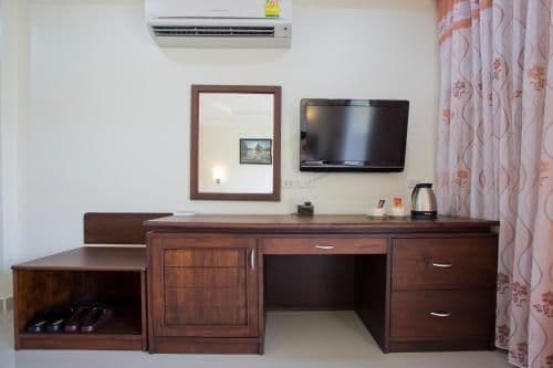 Twin Room with Bath