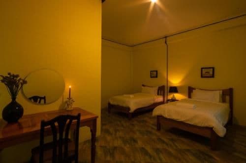 Twin Room with Private Bathroom
