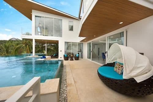 Villa with Sea View