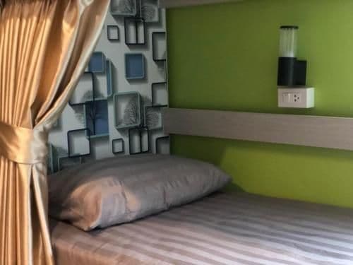8-Bed Mixed Dormitory Room