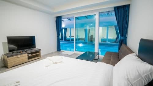 Twenty-Bedroom Villa with Private Pool