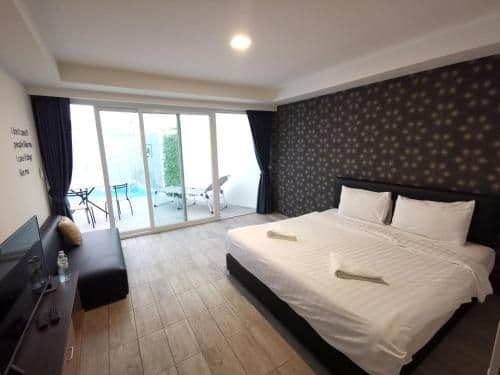 Family 7 Bedroom with Private Pool