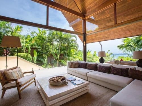 Villa with Garden View