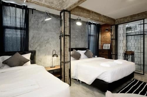Deluxe Family Suite