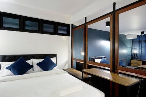 Deluxe Family Room