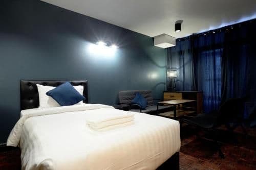Deluxe Family Room