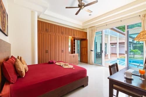 Villa with Sea View