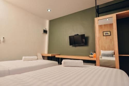 Standard Twin Room