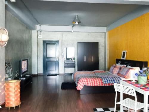 Deluxe Apartment