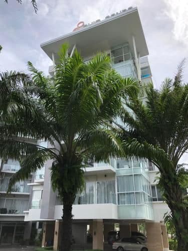 Studio Apartment with Sea View