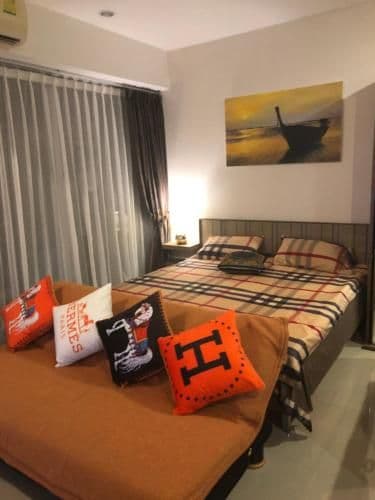 Studio Apartment with Sea View