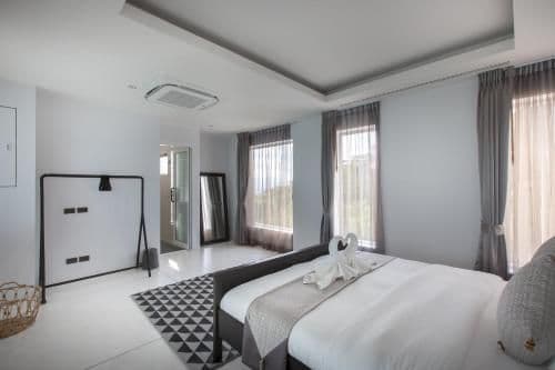 5-Bedroom Villa