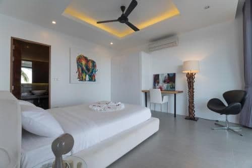 Villa with Sea View