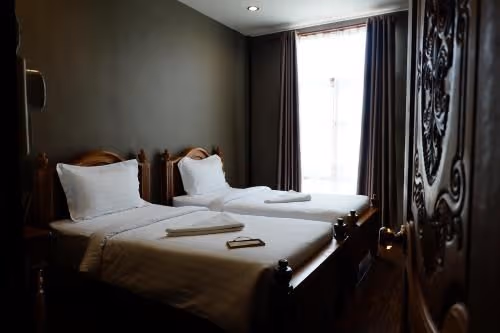 Standard Twin Room with Shared Bathroom