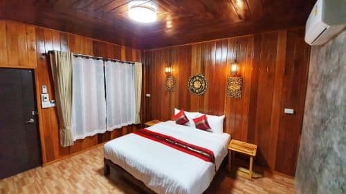 Deluxe Double or Twin Room with Pool View