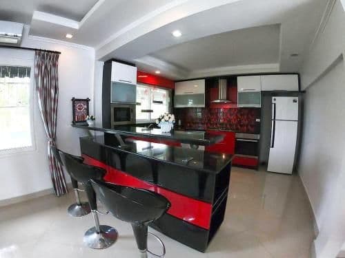 Private pool villa 3 bedroom Jomtien