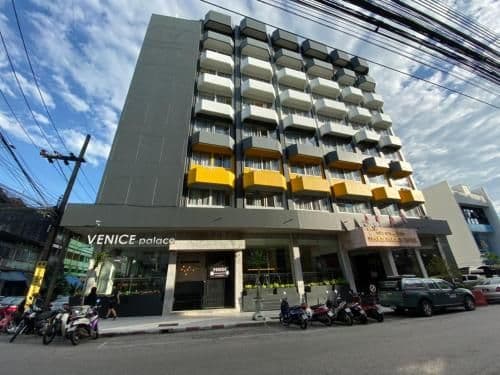 โรงแรมเวนิสพาเลซ