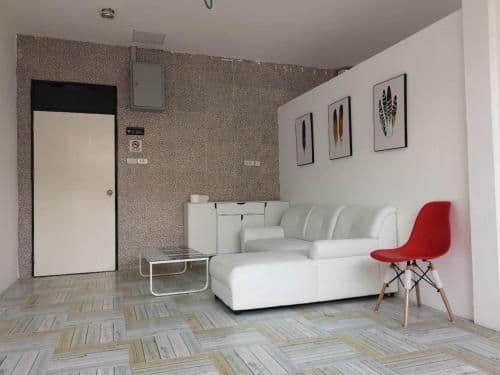 Triple Room with Shared Toilet