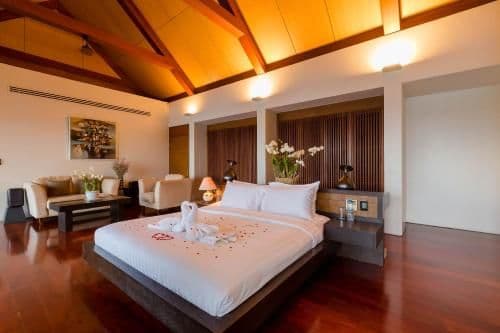 Villa with Sea View