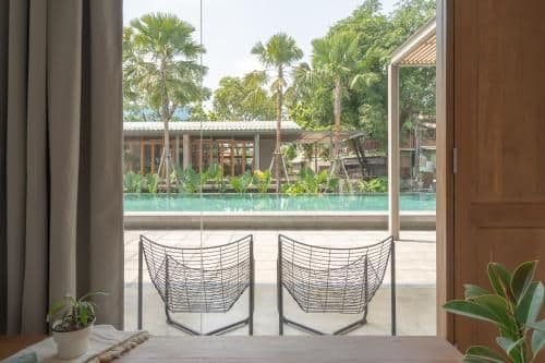Queen Room with Pool View