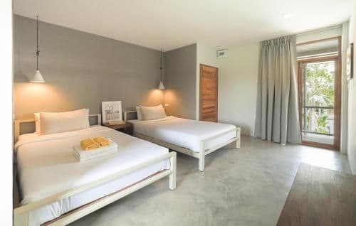 Standard Twin Room