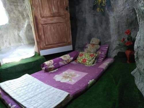 Family Room with Garden View