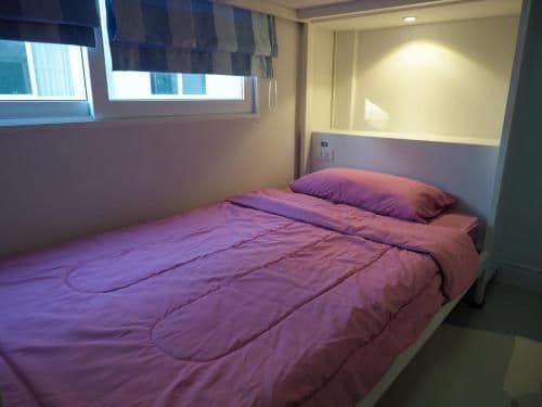 Bunk Bed in Mixed Dormitory Room