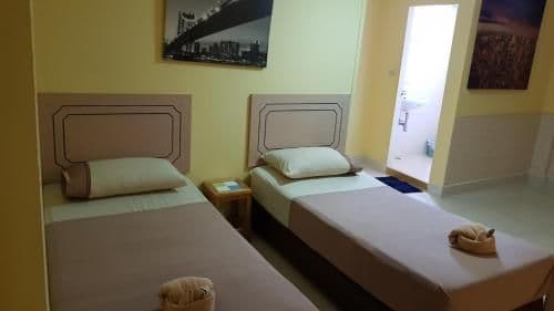 Standard Twin Room