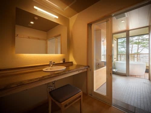 Japanese-Style Superior Room with Tatami Area and Open-Air Bath - Ocean View