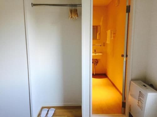 Standard Twin Room with Mountain View