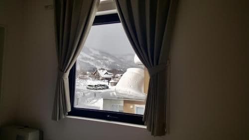 Standard Twin Room with Mountain View