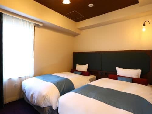 Premier Twin Room - Non-Smoking