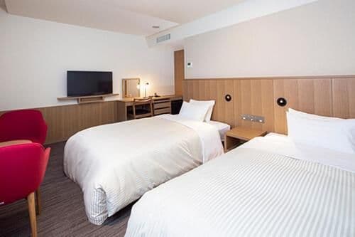 Twin Room - Disability Access - Non-Smoking