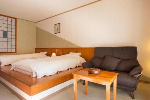 Twin Room with Extra Bed and Private Hot Spring Bath