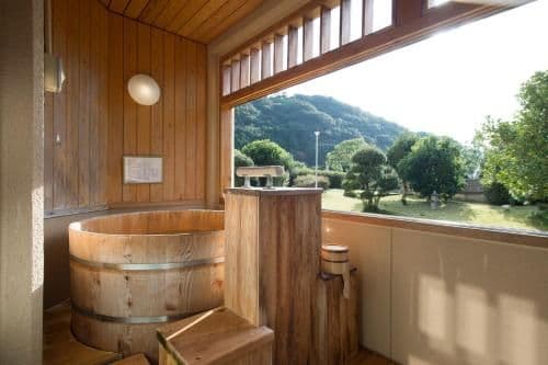 Twin Room with Extra Bed and Private Hot Spring Bath