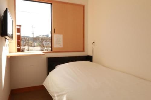 Single Room - Female Only