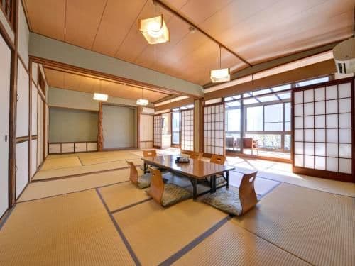 Japanese-Style Family Room - Non-Smoking