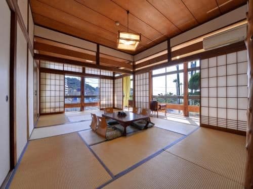 Japanese-Style Family Room - Non-Smoking