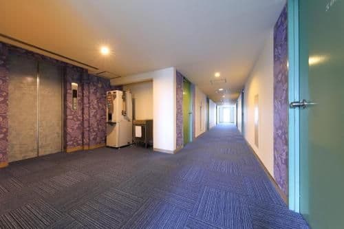 Single Room (2 Adults)