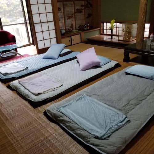 Economy Quadruple Room with Shared Bathroom