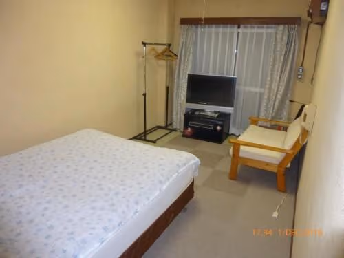 Standard Double Room with Shared Bathroom