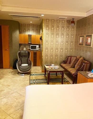 King Room with Spa Bath (Room Selected at Check-in)