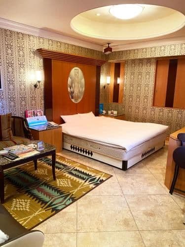 King Room with Spa Bath (Room Selected at Check-in)
