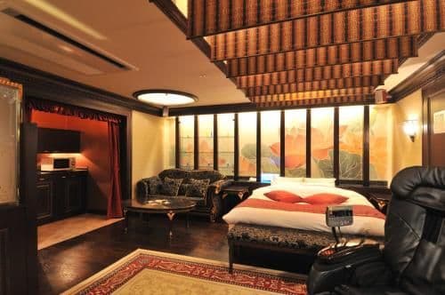 King Room with Spa Bath (Room Selected at Check-in)
