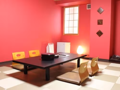 Japanese-Style Room