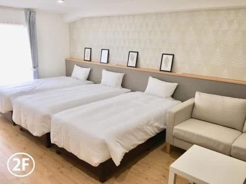 Triple Room