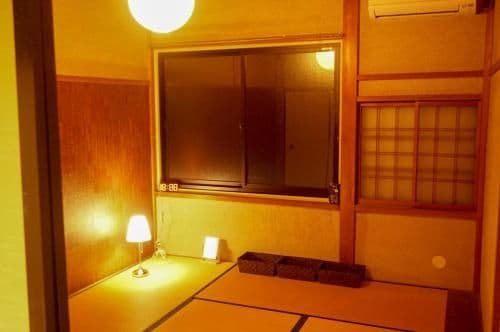 Economy Triple Room with Shared Bathroom